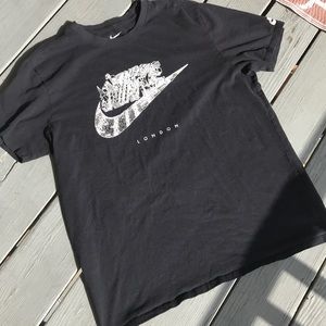 Nike London Tee
